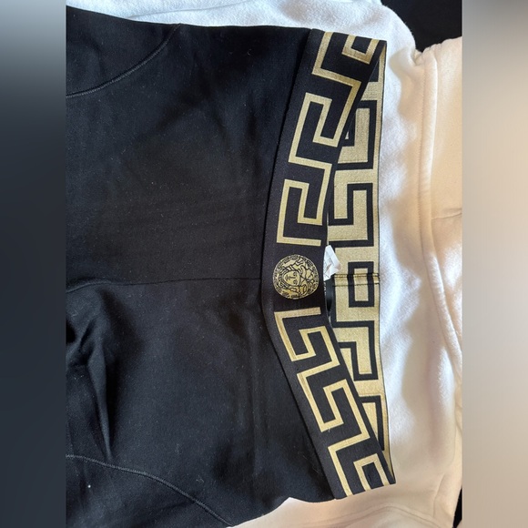 Versace cycle shorts size 2 - Picture 4 of 6